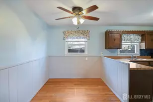 1 Zoar St, Fords, NJ 08863 - Photo 7