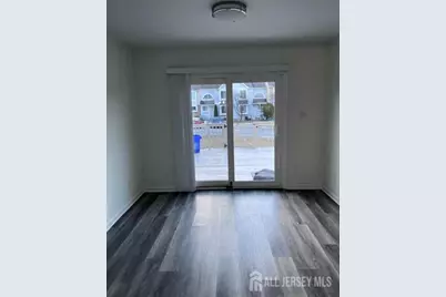 132 Longacre Court, Middlesex, NJ 08844 - Photo 5