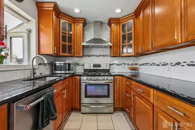 33 Adams St Street, Iselin, NJ 08830 - Photo 3