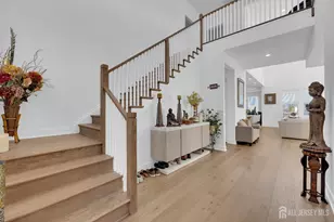 72 Ross Ln, Cranbury Township, NJ 08512 - Photo 5