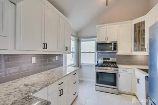 117 Cleveland Ave, Colonia, NJ 07067 - Photo 15