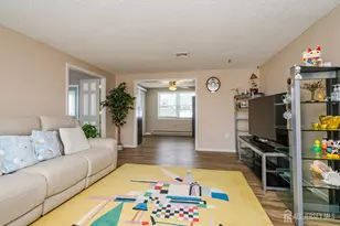 217 Mayflower Way, Monroe Township, NJ 08831 - Photo 5