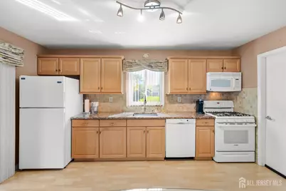106 Westgate Drive #106, Edison, NJ 08820 - Photo 15