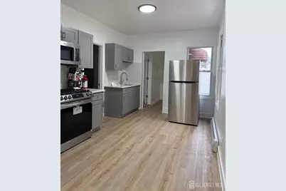 206 Market Street, Perth Amboy, NJ 08861 - Photo 9