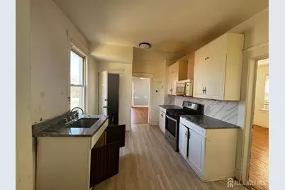 30 S 5th Avenue, Highland Park, NJ 08904 - Photo 11