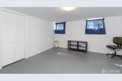 43 Lantern Lane, Sayreville, NJ 08872 - Photo 11