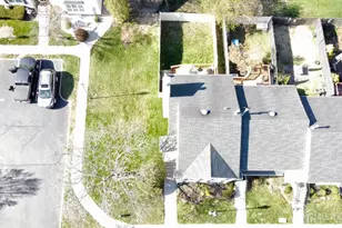 43 Lantern Ln, Sayreville, NJ 08872 - Photo 35