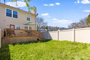 43 Lantern Ln, Sayreville, NJ 08872 - Photo 3