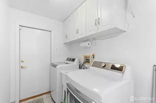 35 Trish Ct, Old Bridge Township, NJ 08857 - Photo 23