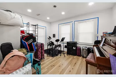 6 Chalmers Road, East Brunswick Township, NJ 08816 - Photo 27