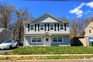 39 Caldwell Rd, Edison, NJ 08817 - Photo 1