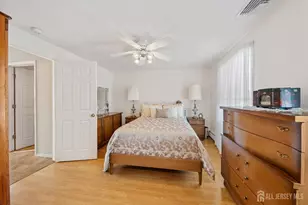 932 Beatrice Pkwy, Edison, NJ 08820 - Photo 25