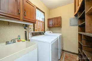 105 Morning Glory Rd, Warren Township, NJ 07059 - Photo 17