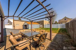 44 Lillian St, Fords, NJ 08863 - Photo 17