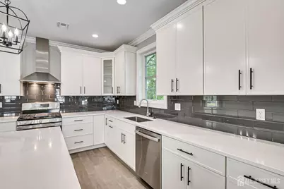 230 Woodbridge Avenue, Metuchen, NJ 08840 - Photo 5