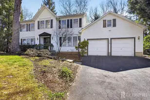 15 Cherokee Rd, East Brunswick Township, NJ 08816 - Photo 3