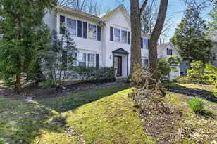 15 Cherokee Rd, East Brunswick Township, NJ 08816 - Photo 1