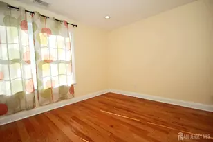 32 Cinder Rd, Edison, NJ 08820 - Photo 15