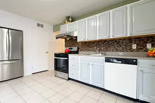 148 Winthrop Rd, Edison, NJ 08817 - Photo 5