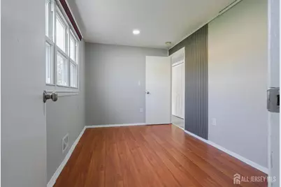 160 Brown Avenue, Iselin, NJ 08830 - Photo 13