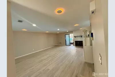1502 Bromley Estates, Clementon, NJ 08021 - Photo 3