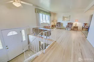 110 Benart Pl, Middlesex, NJ 08846 - Photo 5