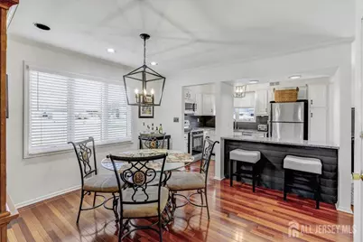 5 Chelsea Court, Sayreville, NJ 08859 - Photo 7