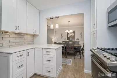 22 Meyer Road, Edison, NJ 08817 - Photo 19