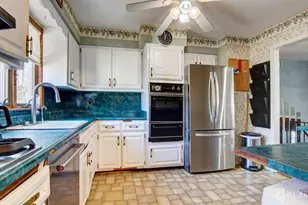 1 S Shore Blvd, Monroe Township, NJ 08831 - Photo 7