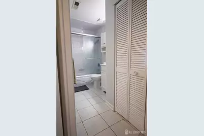 4910 Ravens Crest Dr Drive, Plainsboro Township, NJ 08536 - Photo 15