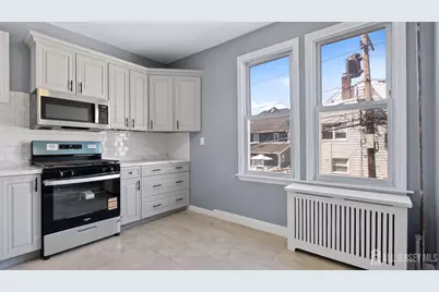 19 Newfield Street, East Orange, NJ 07017 - Photo 3