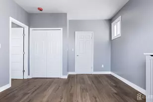 19 Newfield St, East Orange, NJ 07017 - Photo 9