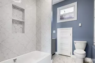 19 Newfield St, East Orange, NJ 07017 - Photo 5