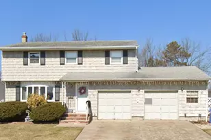 204 Marlin Dr, Fords, NJ 08863 - Photo 1
