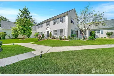 312 Sharon Way #312N, Monroe Township, NJ 08831 - Photo 1