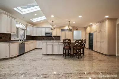 3 Van Hise Court, East Brunswick Township, NJ 08816 - Photo 9