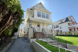 126 N 14th St, East Orange, NJ 07017 - Photo 1