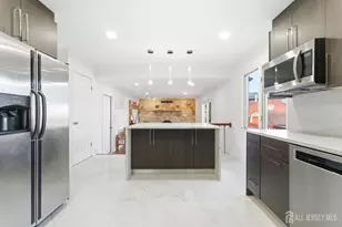 16 McKinley St, Edison, NJ 08820 - Photo 11