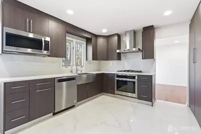 16 McKinley Street, Edison, NJ 08820 - Photo 9