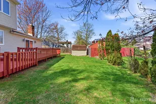 16 McKinley St, Edison, NJ 08820 - Photo 35