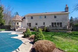 262 Skyline Dr, Long Hill, NJ 07946 - Photo 5