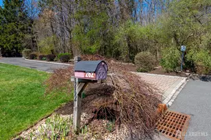 262 Skyline Dr, Long Hill, NJ 07946 - Photo 9