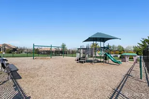 524 Westgate Dr, Edison, NJ 08820 - Photo 37