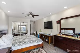 524 Westgate Dr, Edison, NJ 08820 - Photo 25