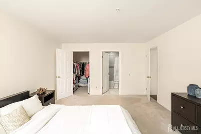 1125 Waterford Drive W, Edison, NJ 08817 - Photo 25