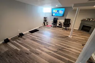 382 Douglas Rd, Roselle, NJ 07203 - Photo 13