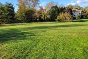 2 Groendyke Cir, Millstone Township, NJ 08535 - Photo 23