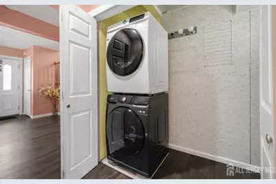 292 Summerhill Road, East Brunswick Township, NJ 08816 - Photo 15