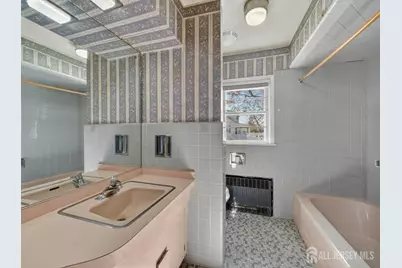 145 E Cherry Street, Carteret, NJ 07008 - Photo 9