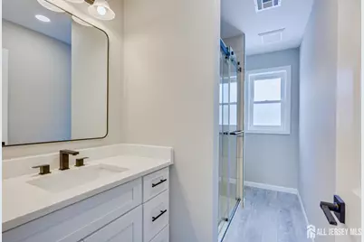 7 Vale Street, Edison, NJ 08817 - Photo 43